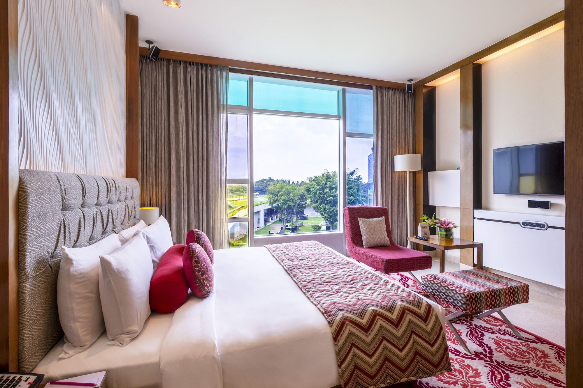 Vivanta Bengaluru, Whitefield Экстерьер фото